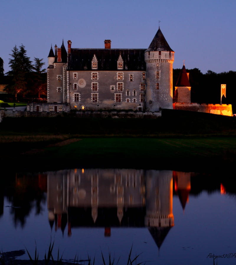 Chateau-Montpoupon-nuit