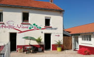SAZILLY-L'ANTRE VIGNE-entree restaurant (2)